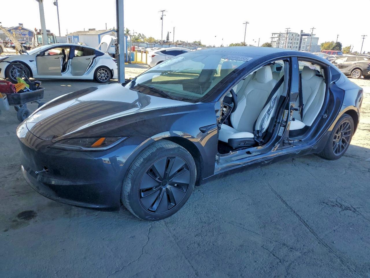 2024 TESLA MODEL 3