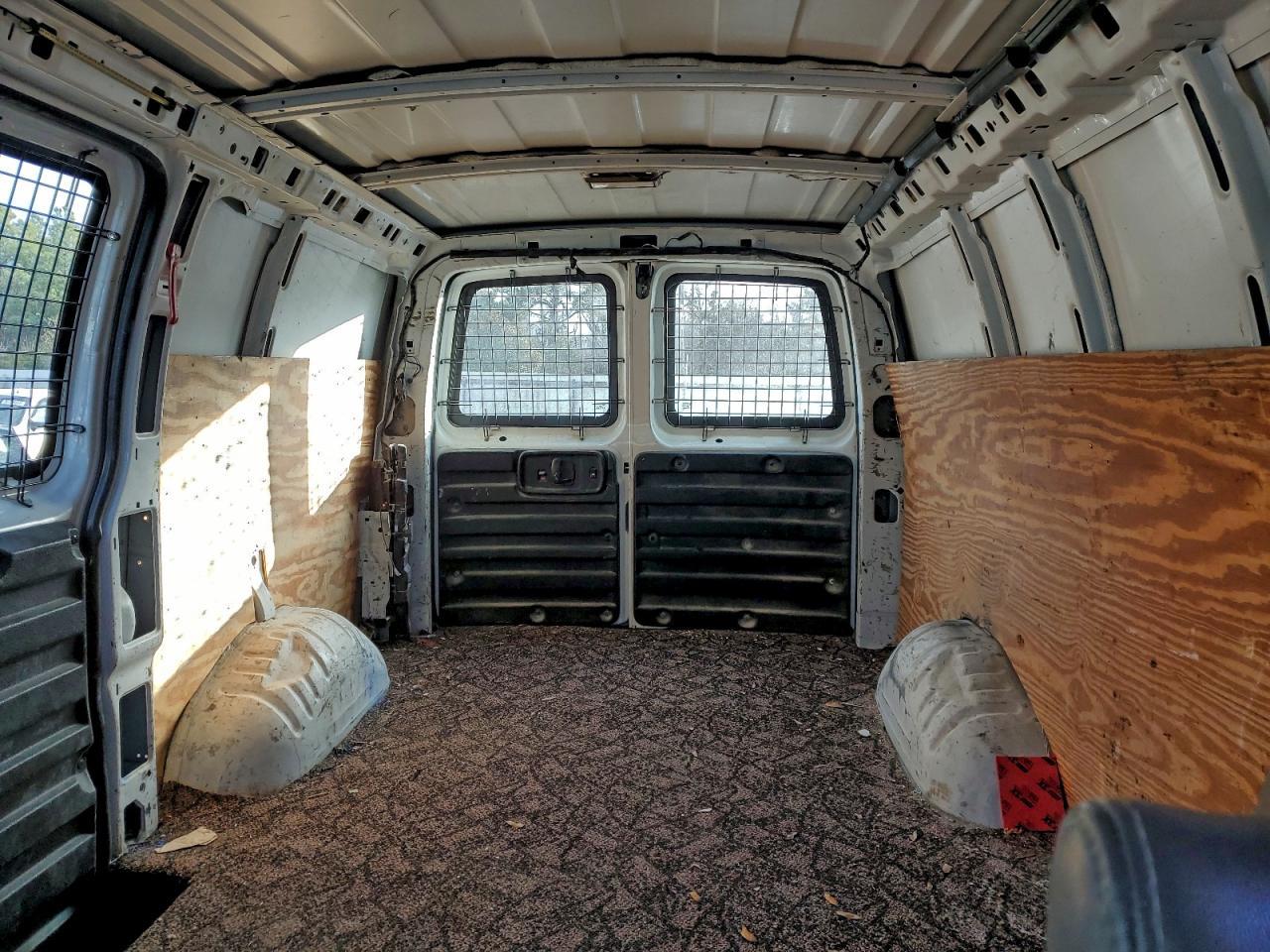 2008 CHEVROLET EXPRESS 2500