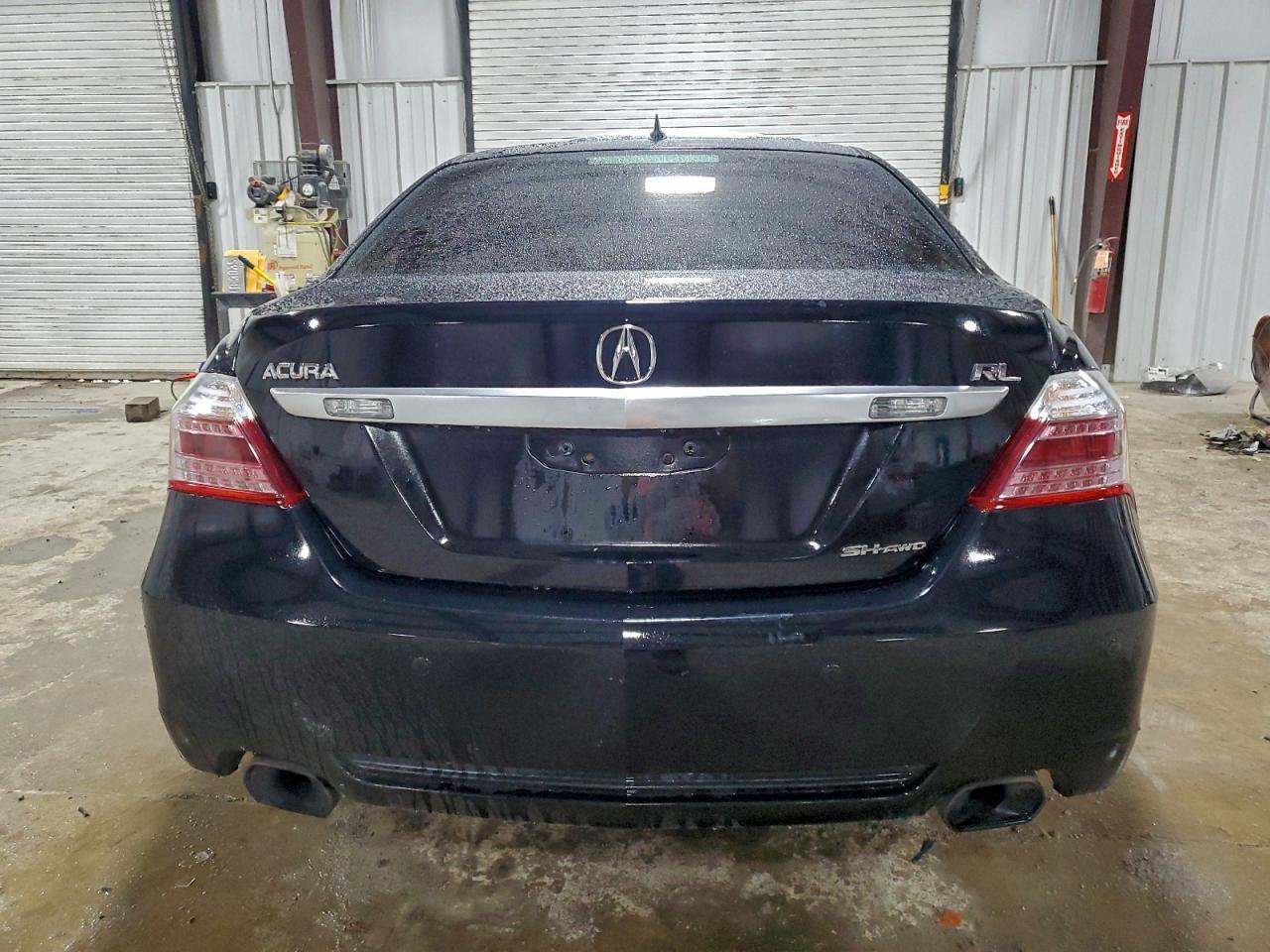 2011 ACURA RL
