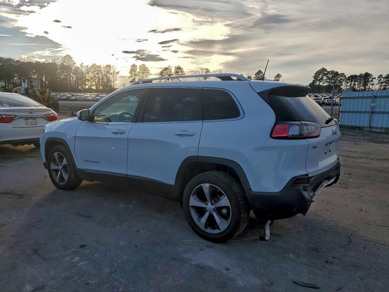 2020 JEEP CHEROKEE