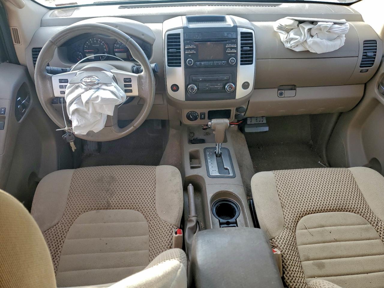 2014 NISSAN Frontier