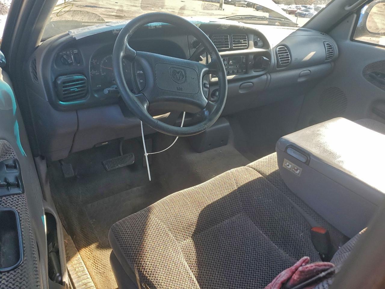 2001 DODGE RAM 1500