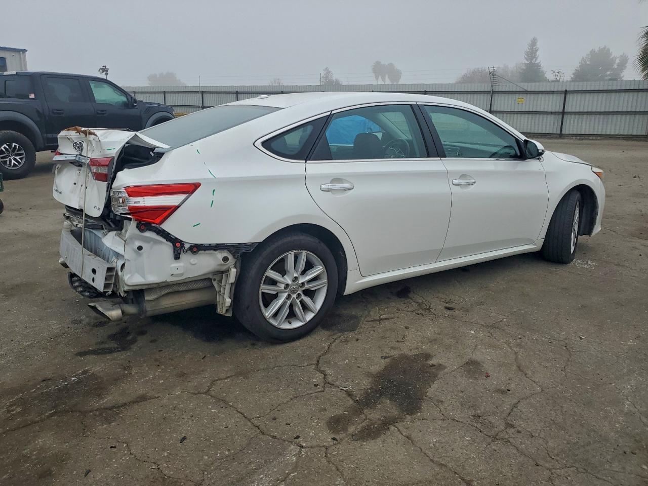 2015 TOYOTA Avalon