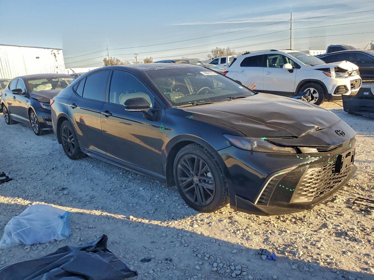 2025 TOYOTA CAMRY