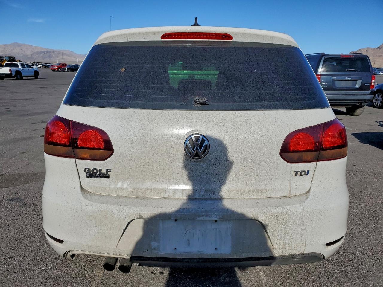 2011 VOLKSWAGEN GOLF