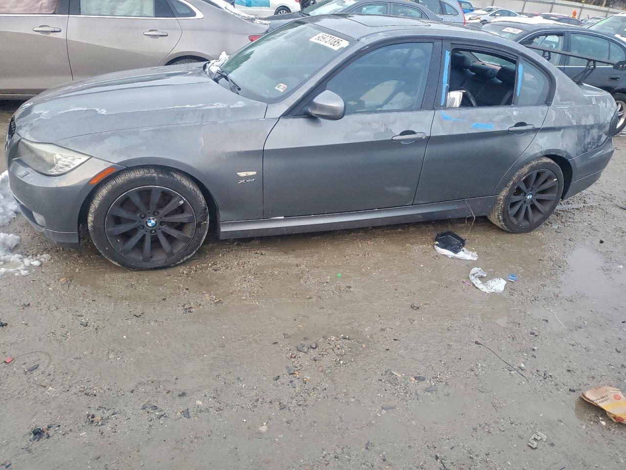 2011 BMW 3 SERIES