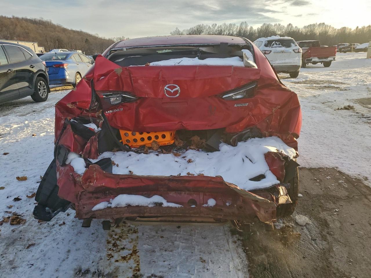 2015 MAZDA 3