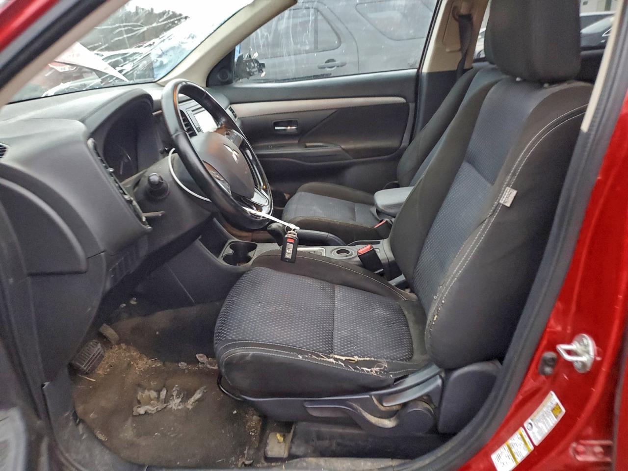 2016 MITSUBISHI outlander