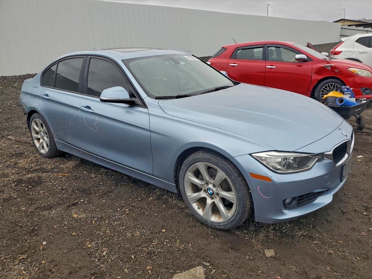 2013 BMW 3 SERIES
