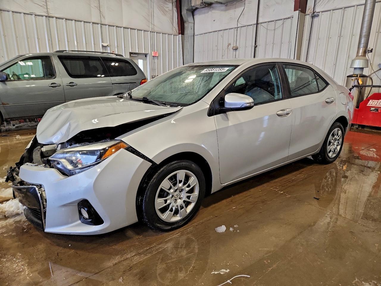 2015 TOYOTA COROLLA