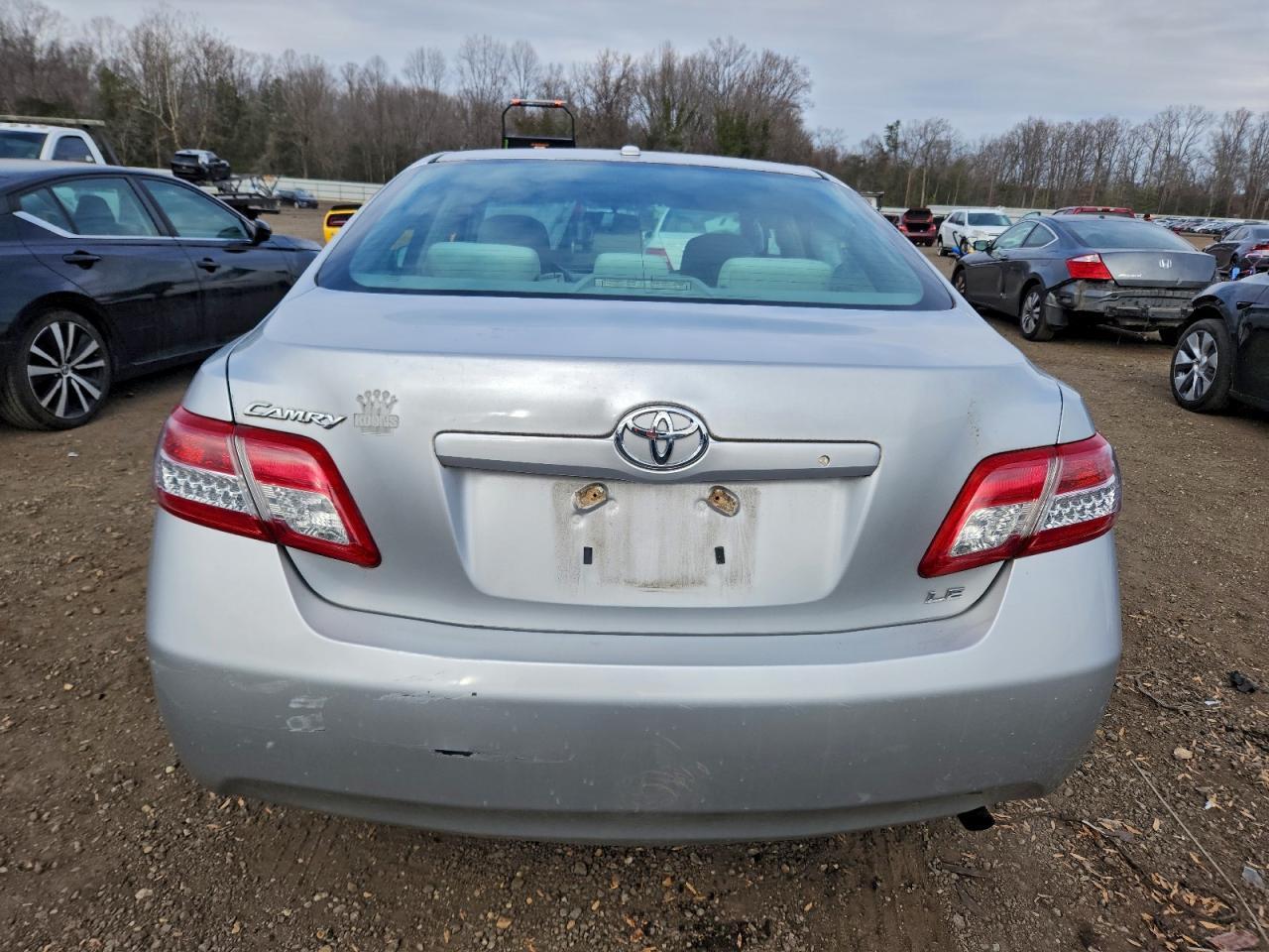 2010 TOYOTA CAMRY