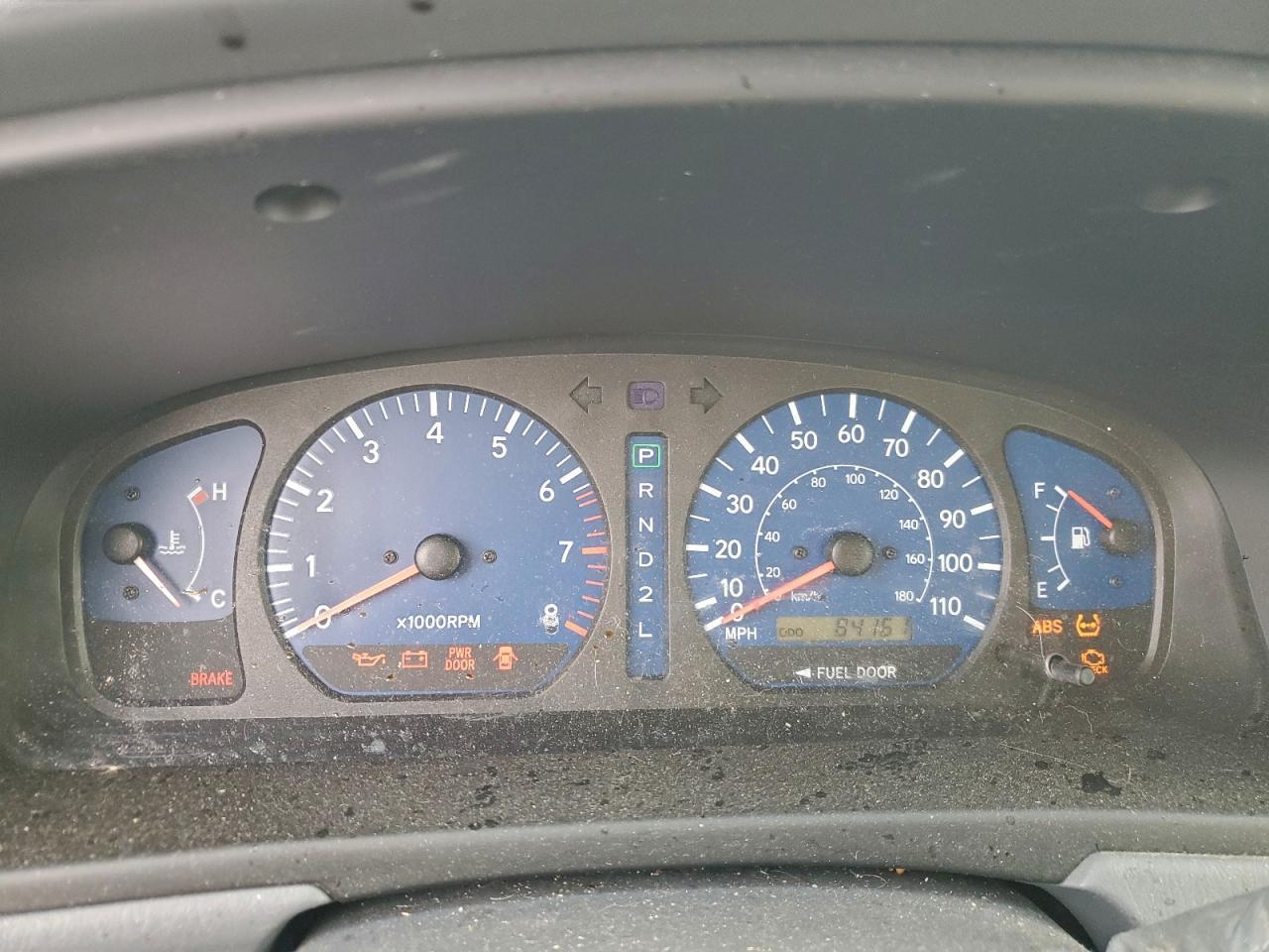 2002 TOYOTA SIENNA