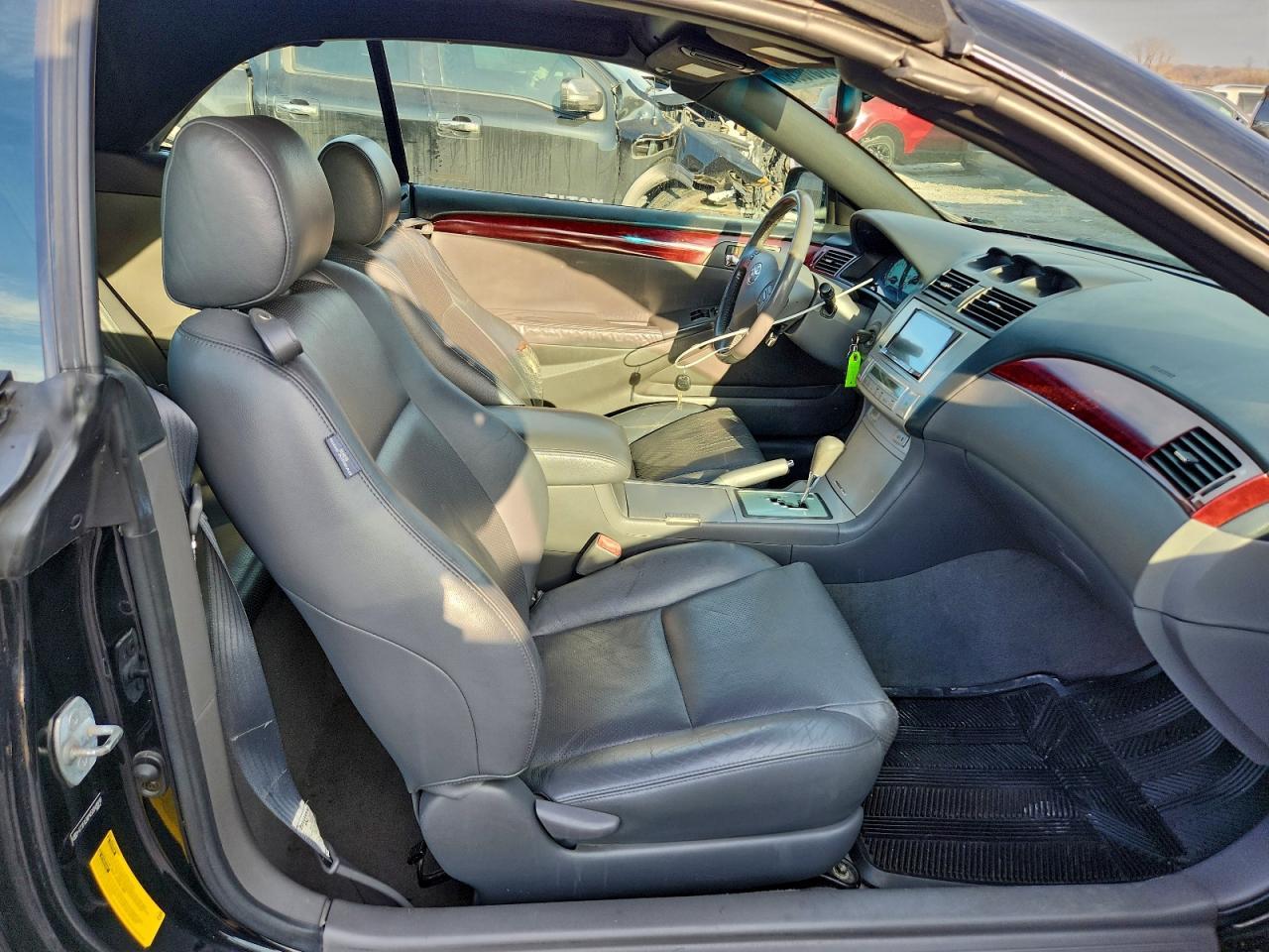 2005 TOYOTA CAMRY