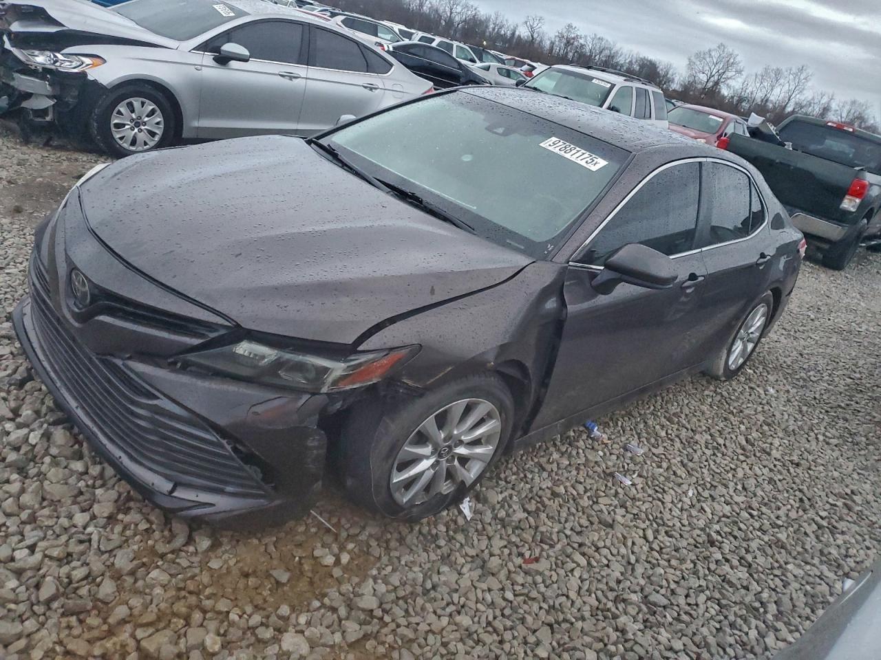 2018 TOYOTA CAMRY