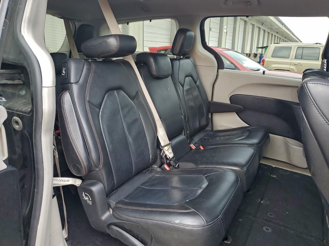 2019 CHRYSLER Pacifica