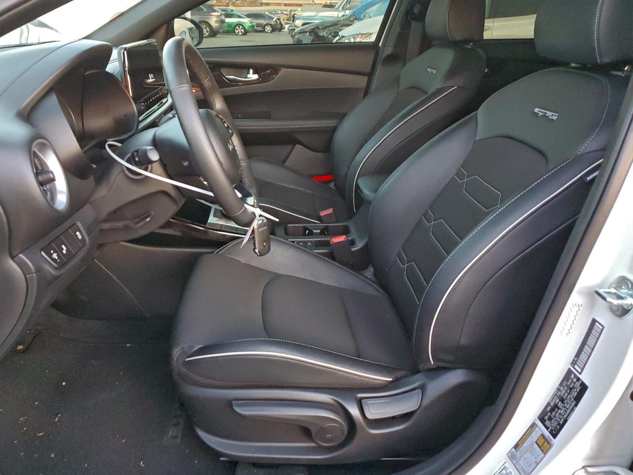 2024 KIA FORTE