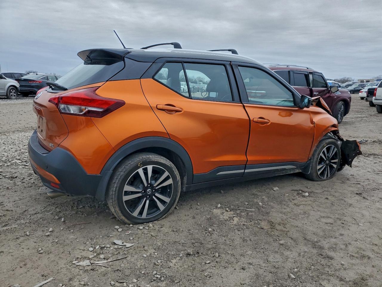 2018 NISSAN KICKS