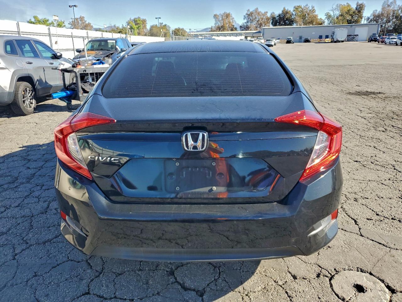 2016 HONDA CIVIC