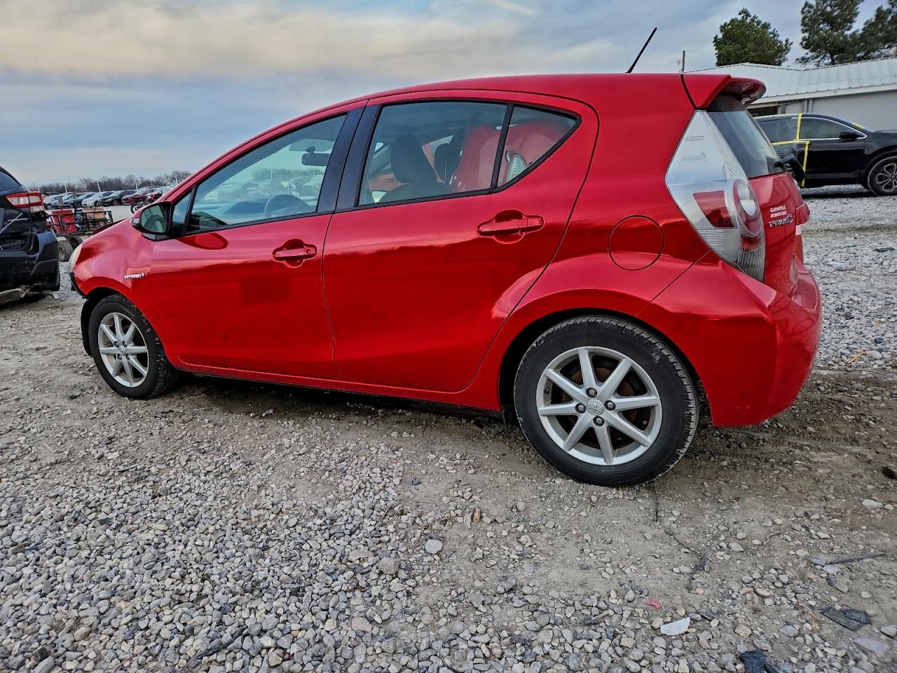 2012 TOYOTA Prius c