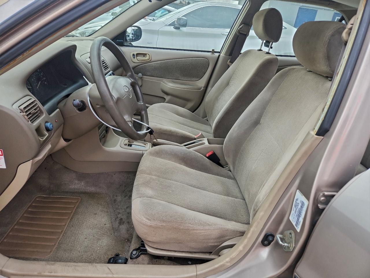 2001 TOYOTA COROLLA