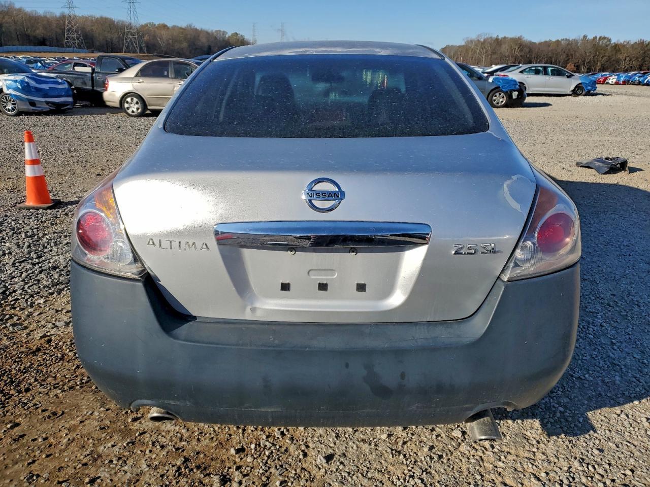 2011 NISSAN ALTIMA