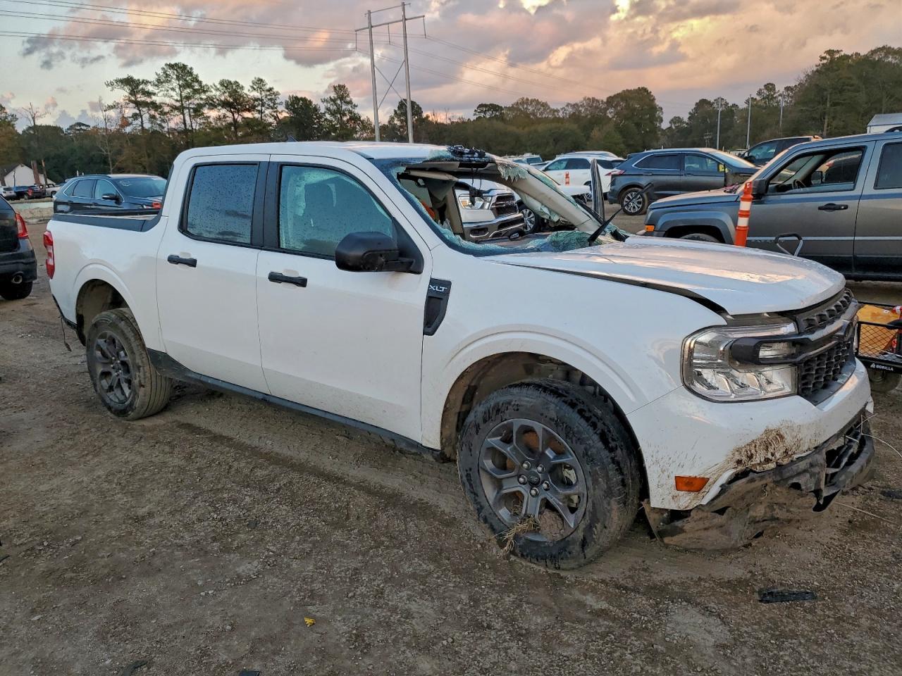 2024 FORD Maverick