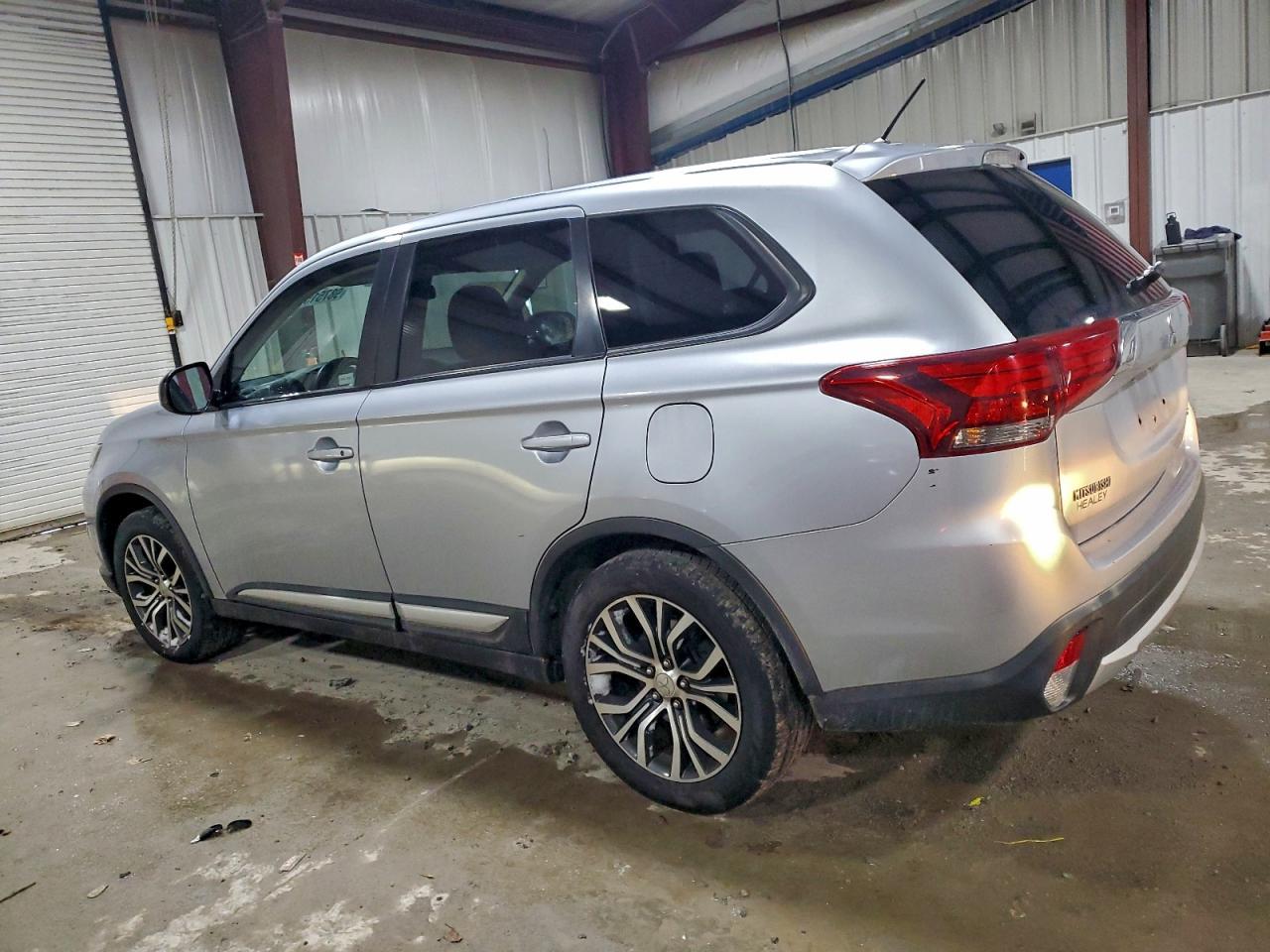 2016 MITSUBISHI outlander