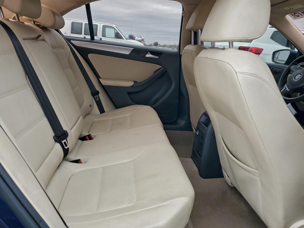 2012 VOLKSWAGEN JETTA