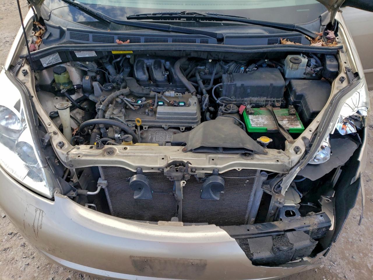2009 TOYOTA SIENNA