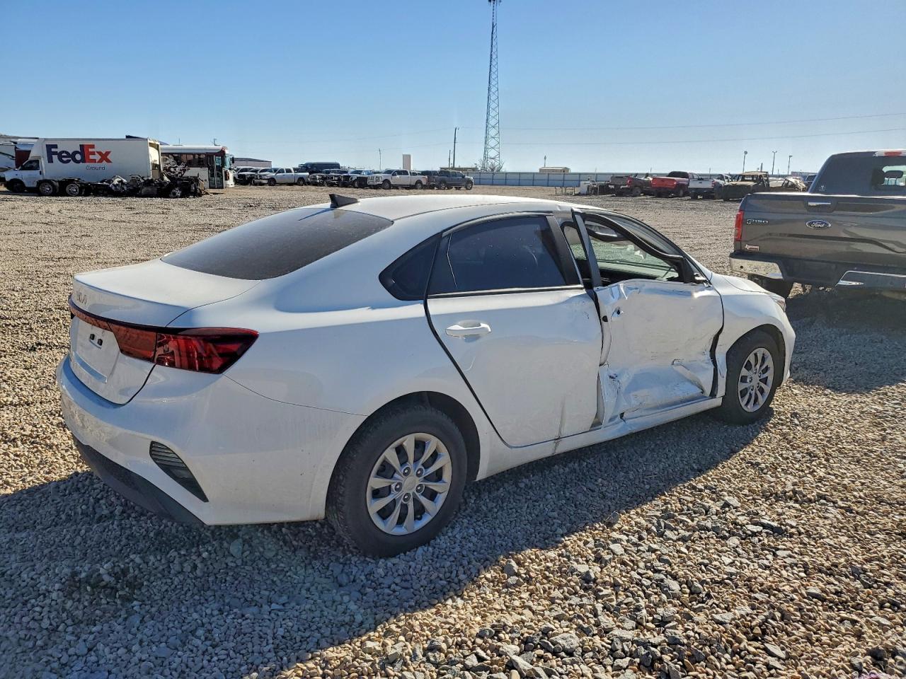2024 KIA FORTE