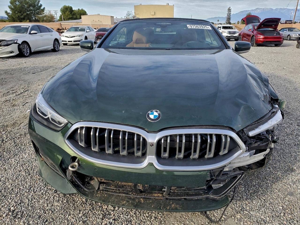 2025 BMW 8 Series