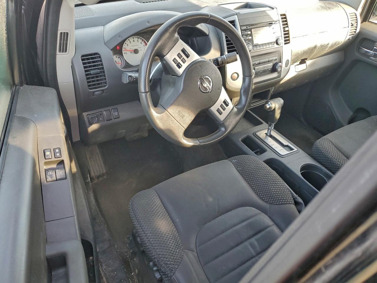 2013 NISSAN Frontier
