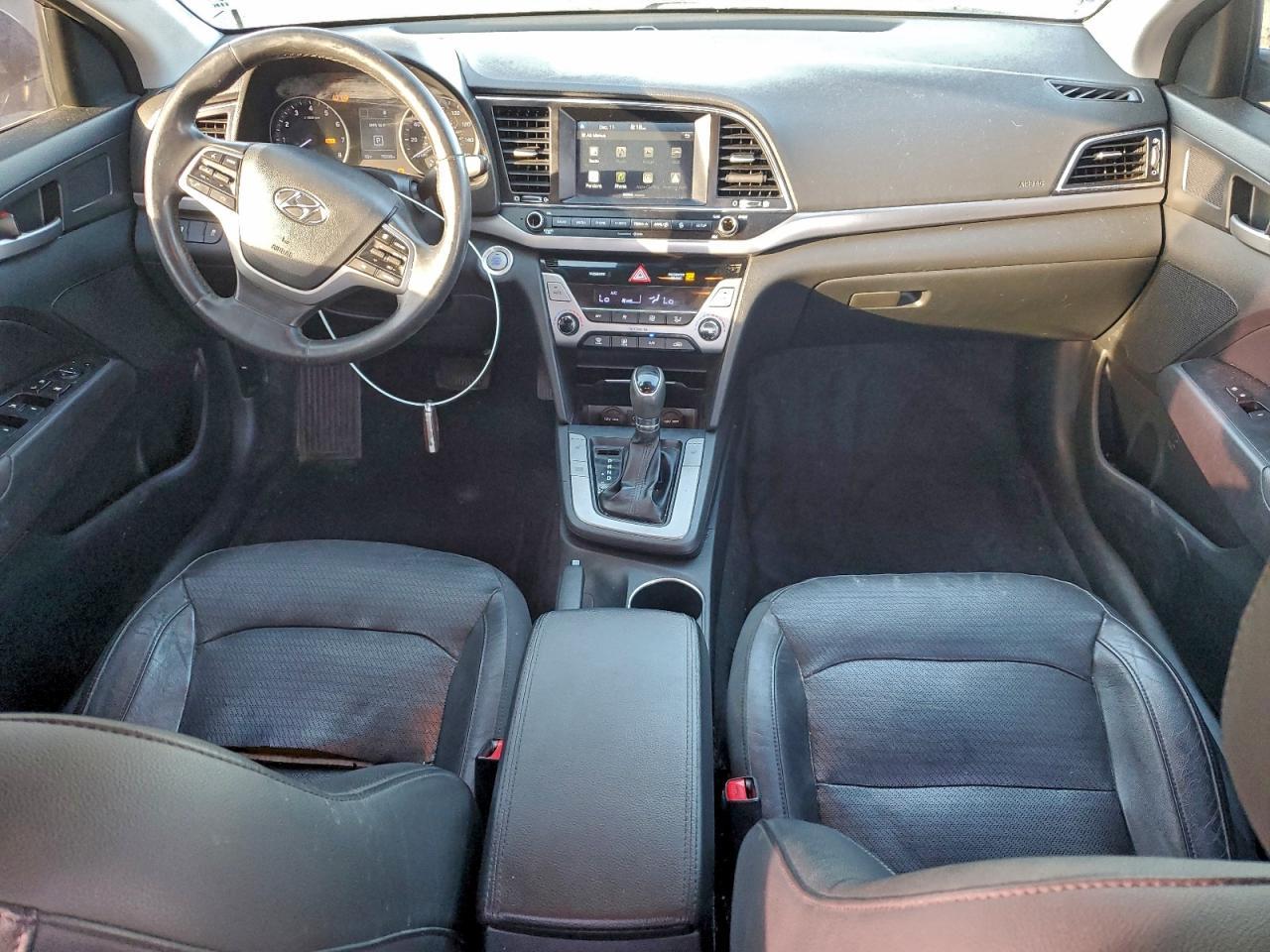 2017 HYUNDAI ELANTRA