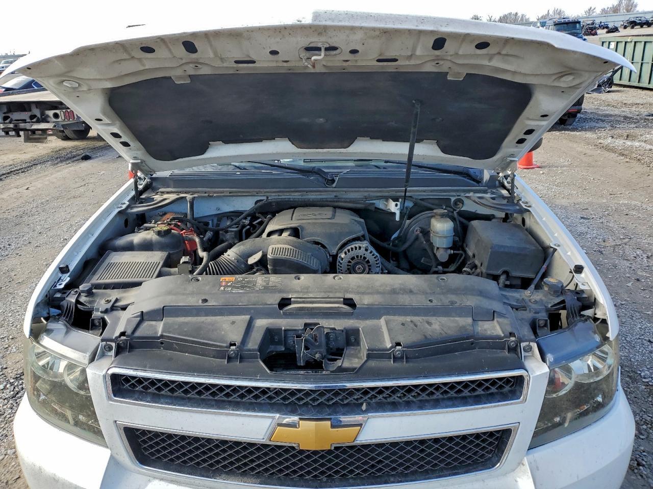 2013 CHEVROLET Suburban