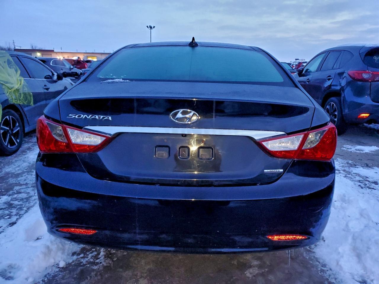 2013 HYUNDAI SONATA