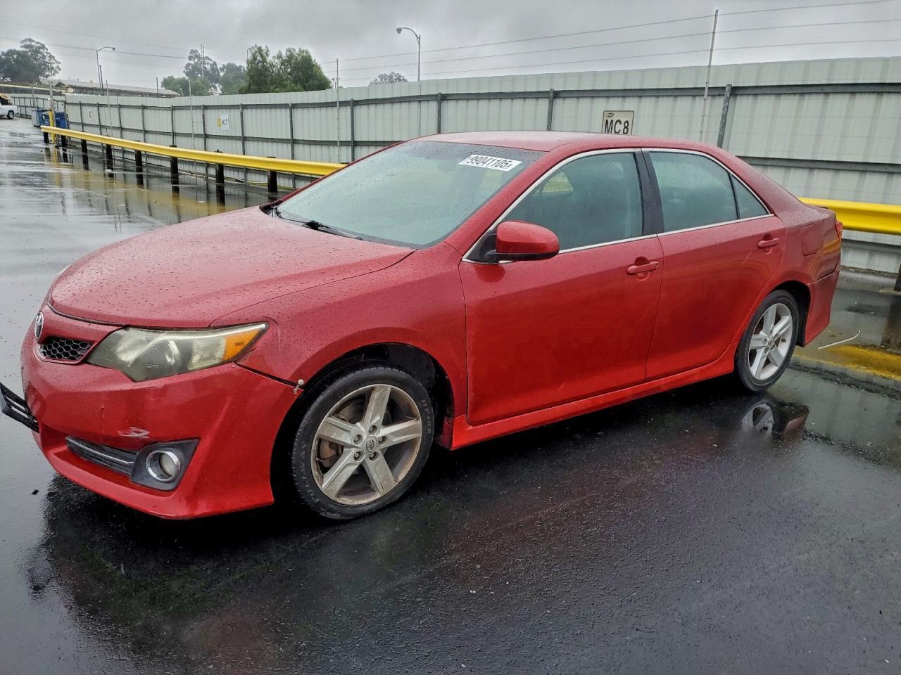 2013 TOYOTA CAMRY