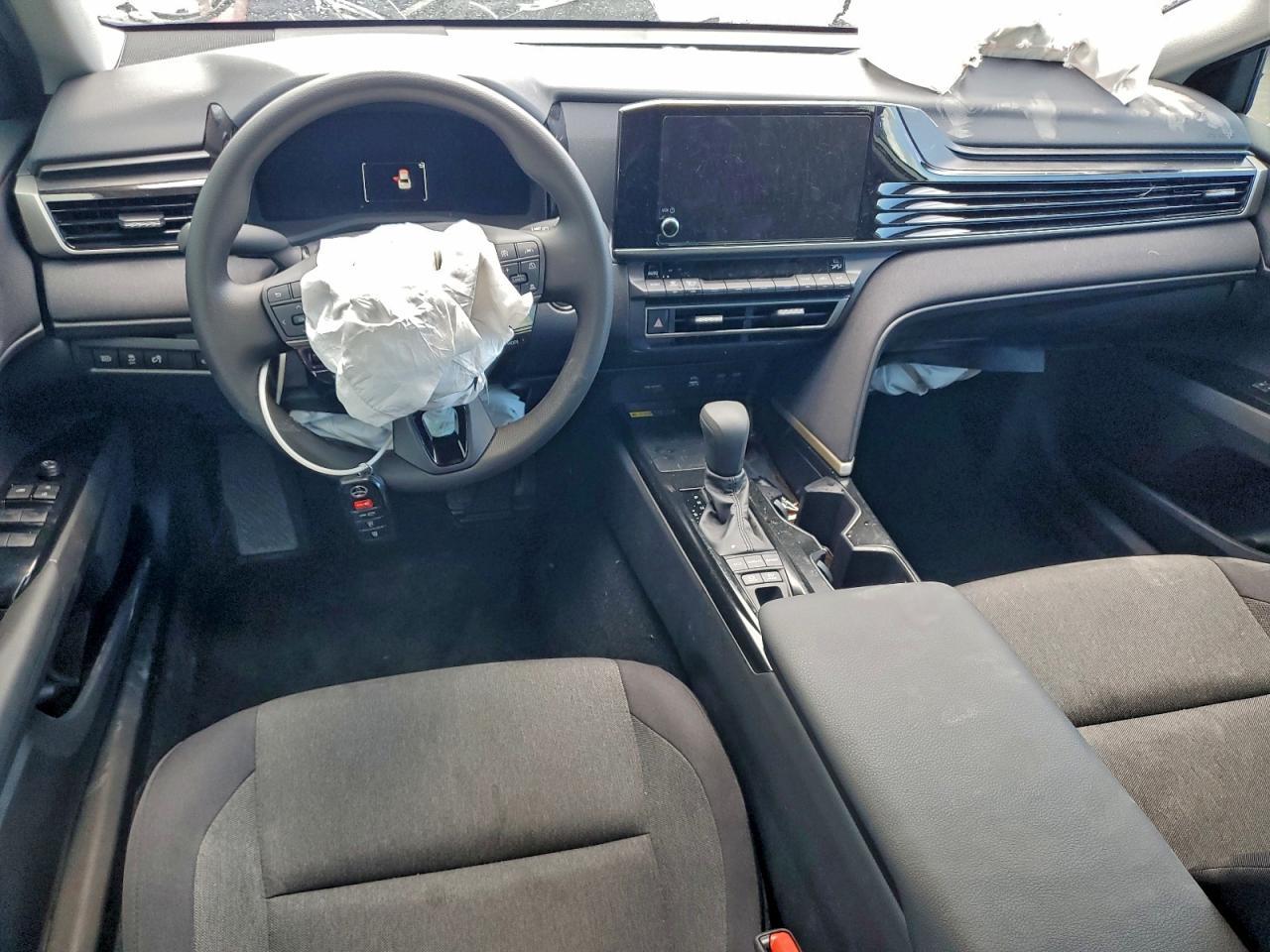 2025 TOYOTA CAMRY