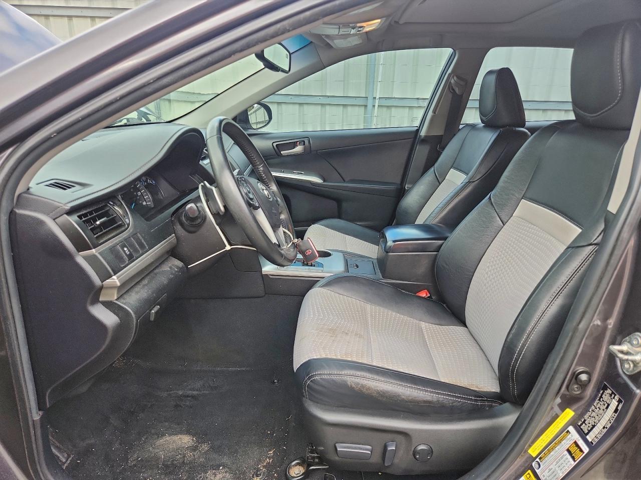 2014 TOYOTA CAMRY
