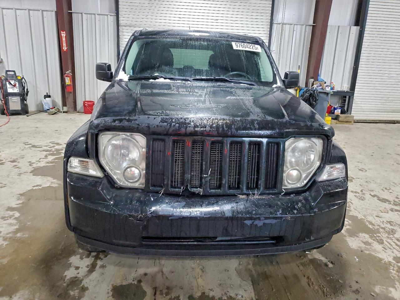 2012 JEEP Liberty