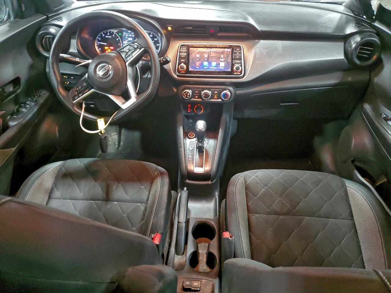 2020 NISSAN KICKS