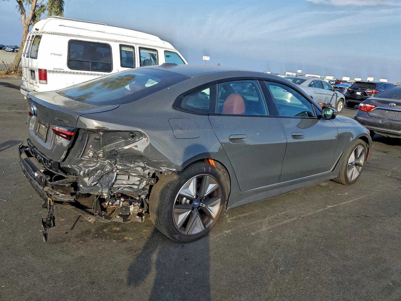 2023 BMW i4