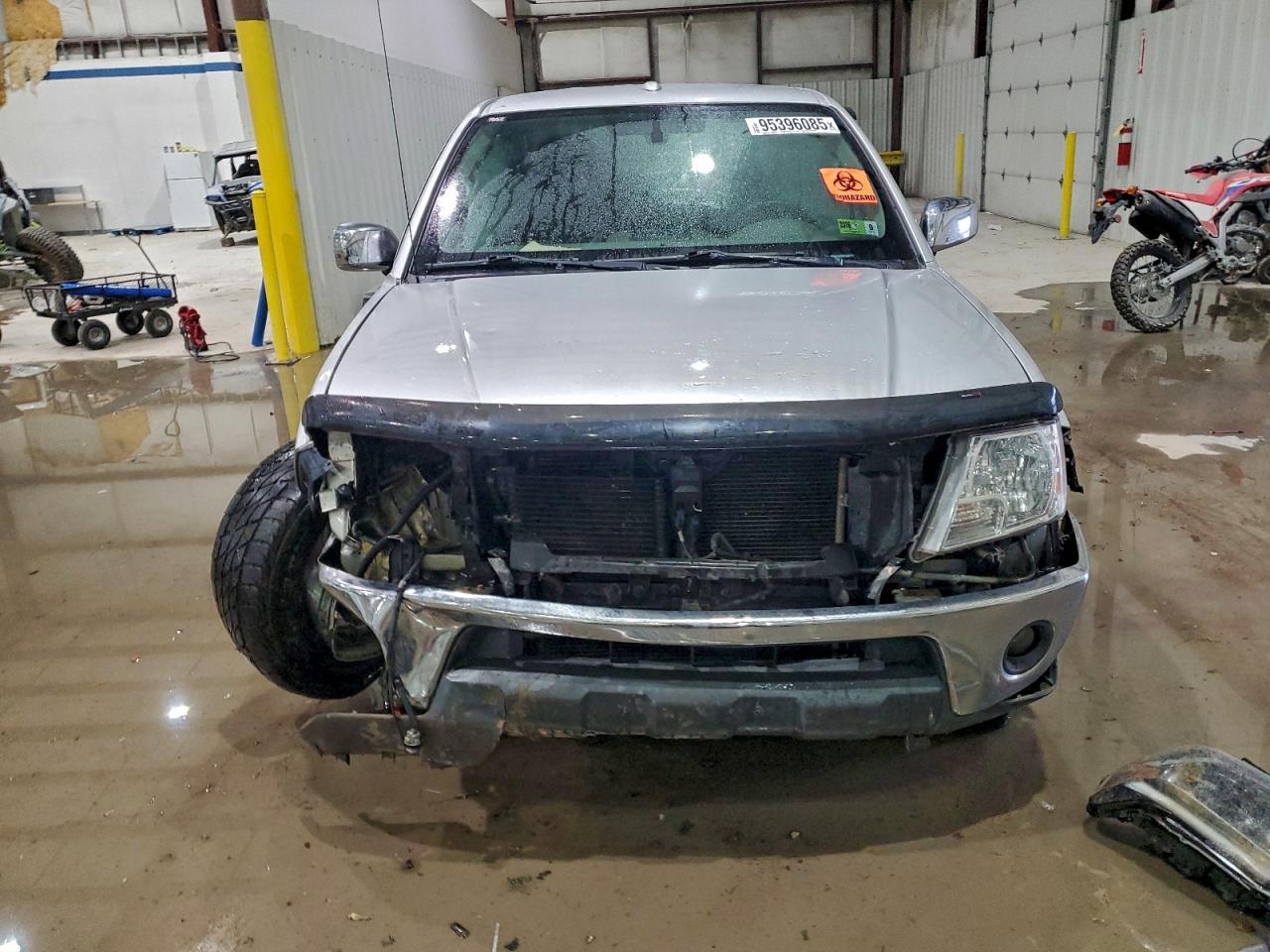 2015 NISSAN Frontier