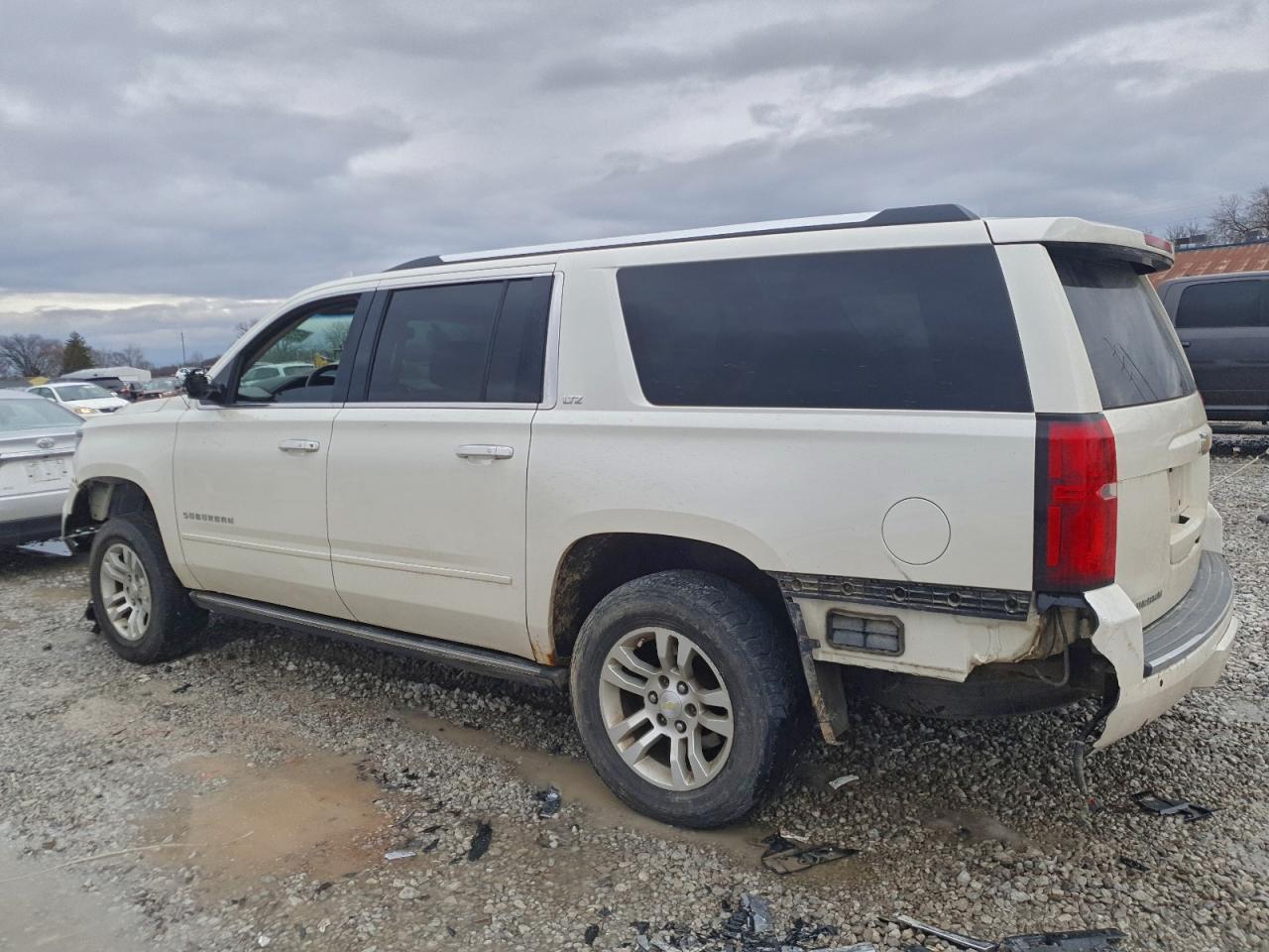 2015 CHEVROLET Suburban