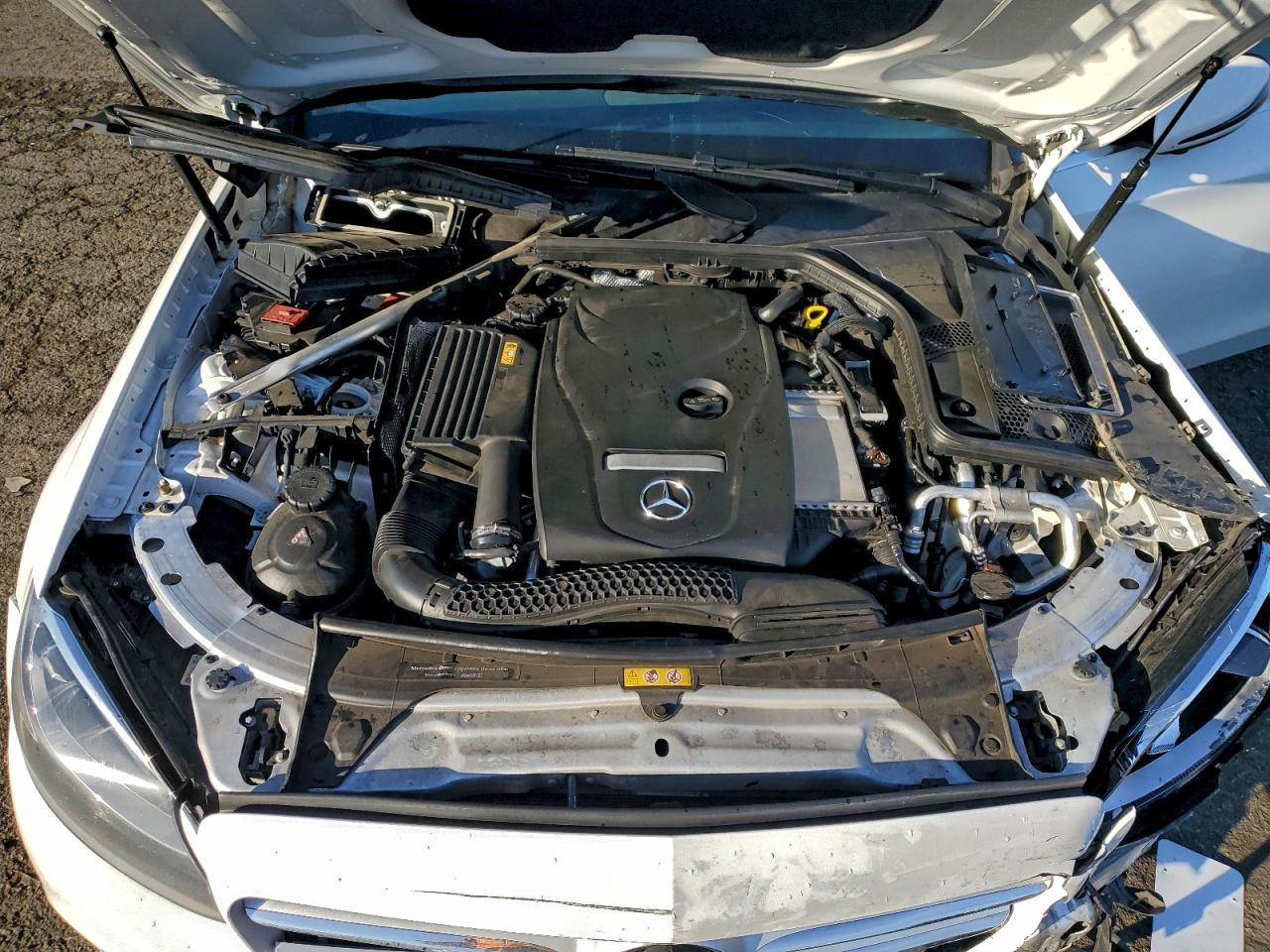 2016 MERCEDES-BENZ C-CLASS
