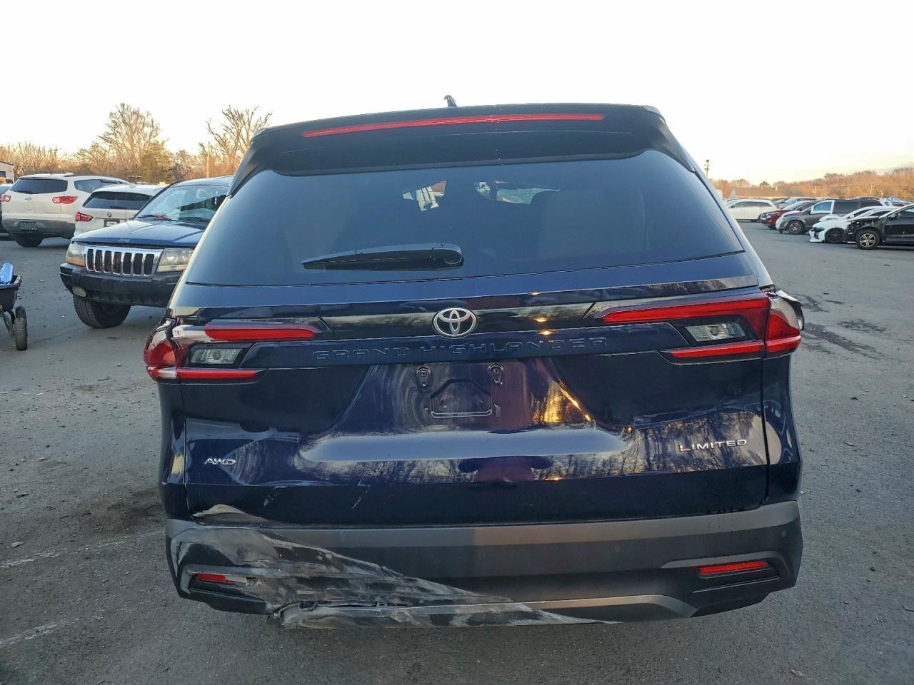 2025 TOYOTA HIGHLANDER