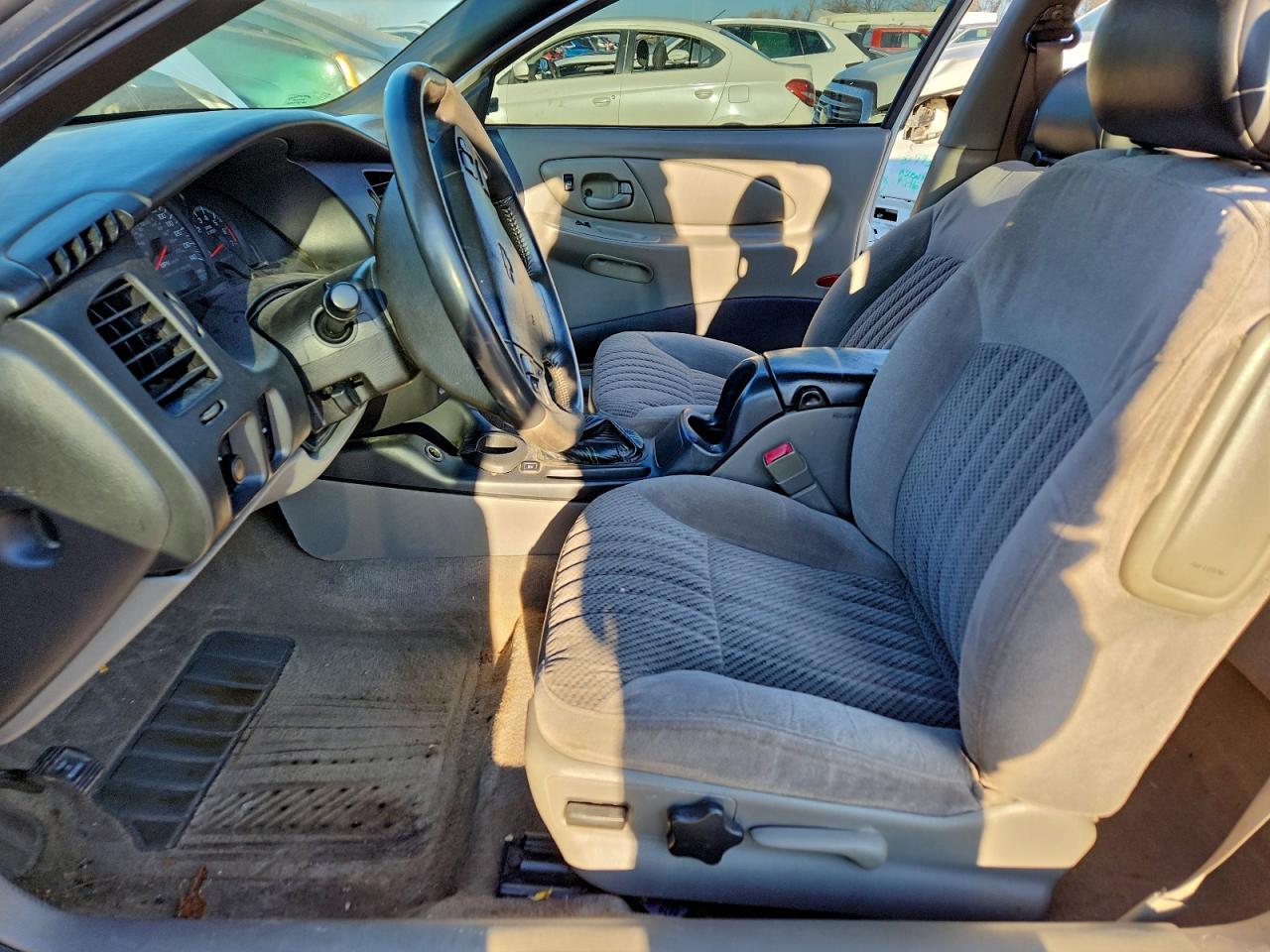 2002 CHEVROLET Monte Carlo
