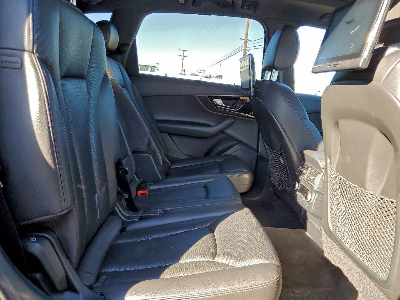2017 AUDI Q7