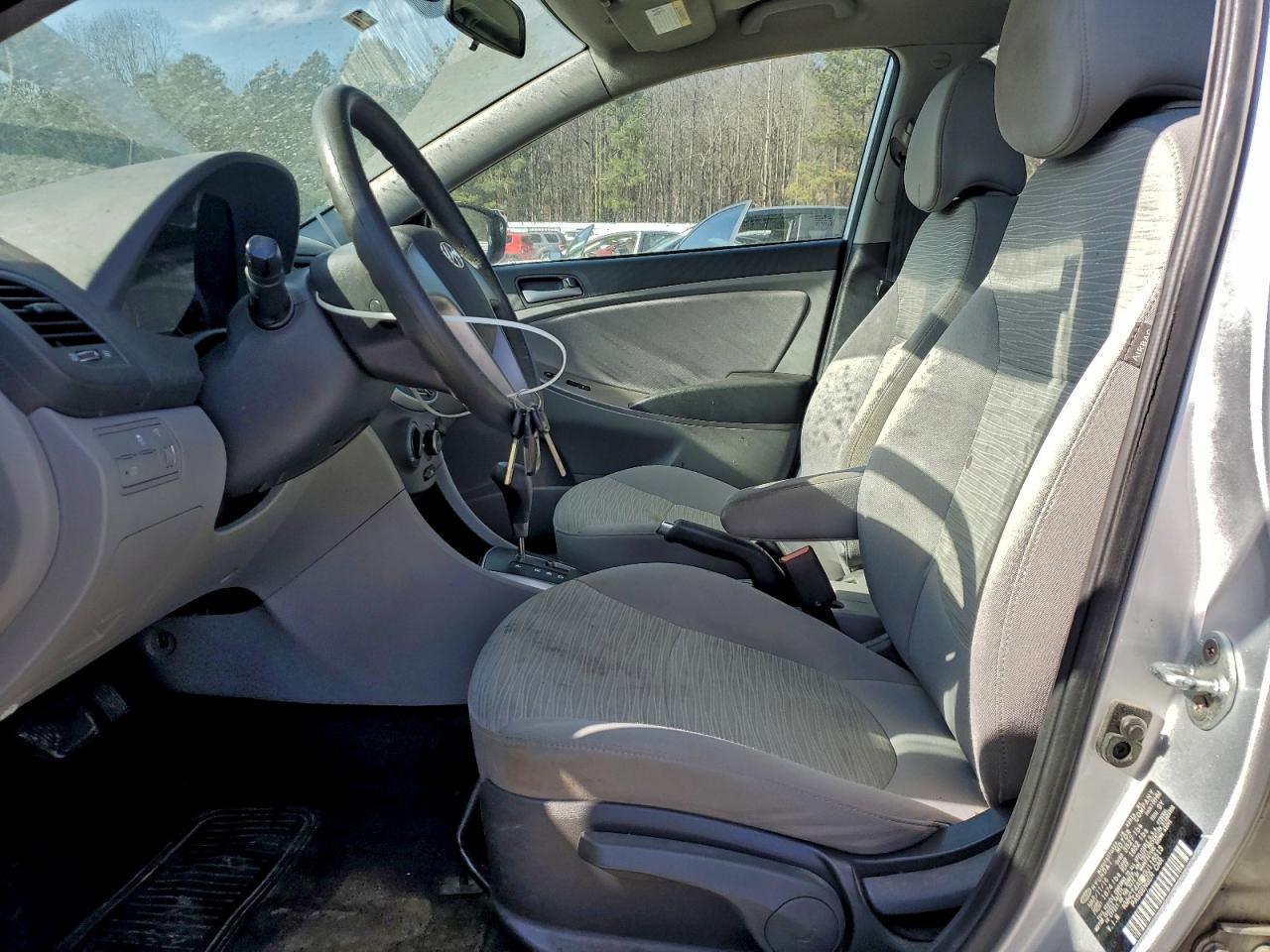 2016 HYUNDAI ACCENT