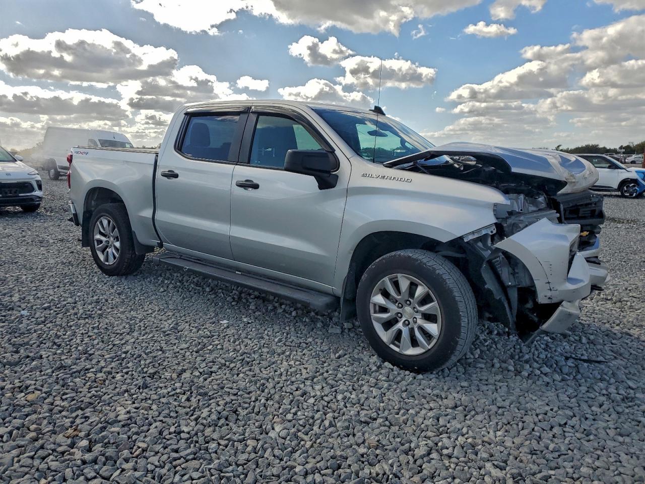 2022 CHEVROLET Silverado