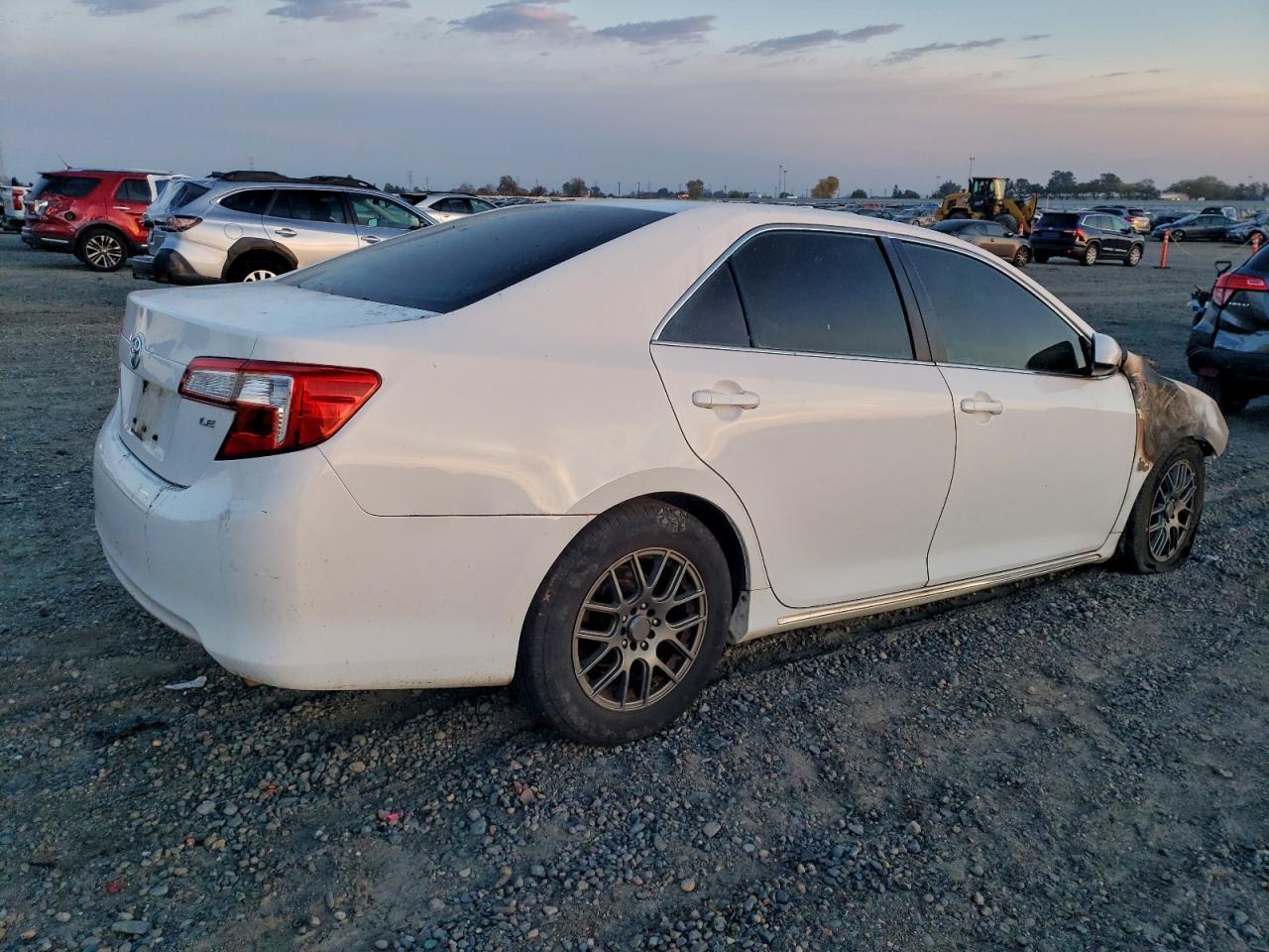 2013 TOYOTA CAMRY